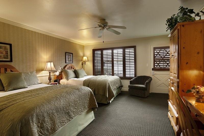 Brisas Del Mar Inn At The Beach Santa Barbara Room photo