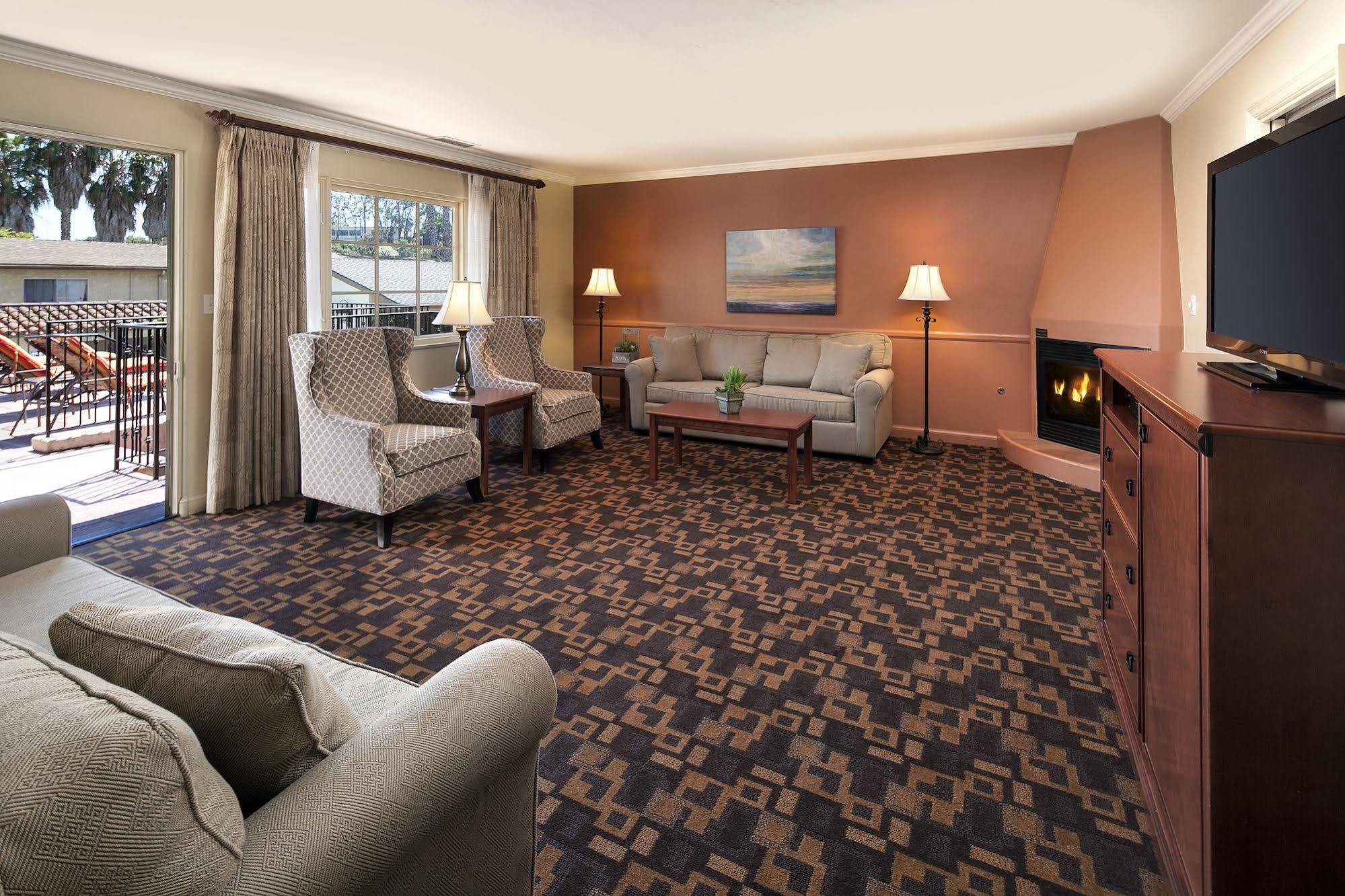 Brisas Del Mar Inn At The Beach Santa Barbara Exterior photo